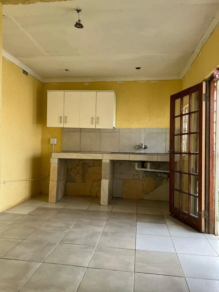 1 Bedroom House to rent in South Kensington