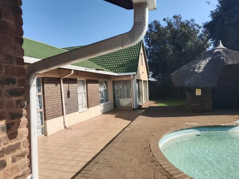 1 Bedroom House to rent in Simmerfield