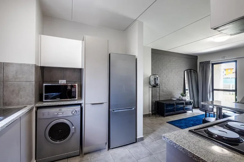 2 Bedroom Apartment / flat to rent in Ridgeway