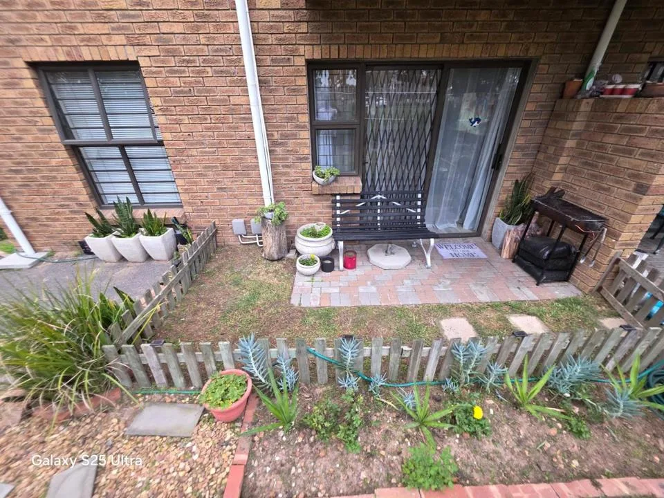 2 Bedroom Apartment / flat for sale in Brackenfell Central