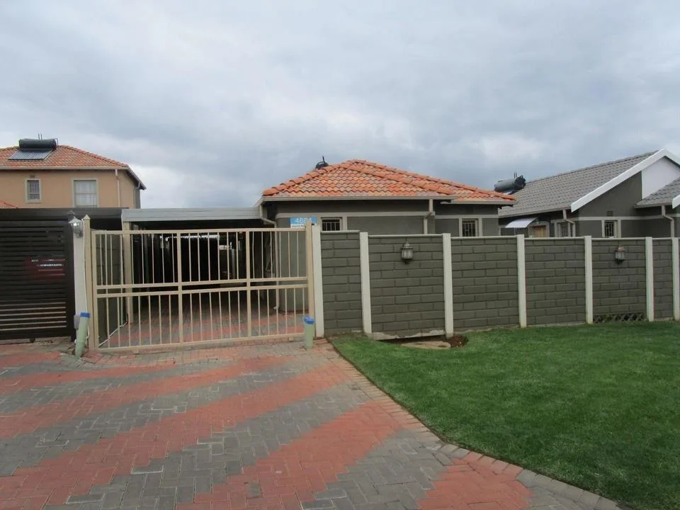 3 Bedroom House to rent in Leopard's Rest Security Estate