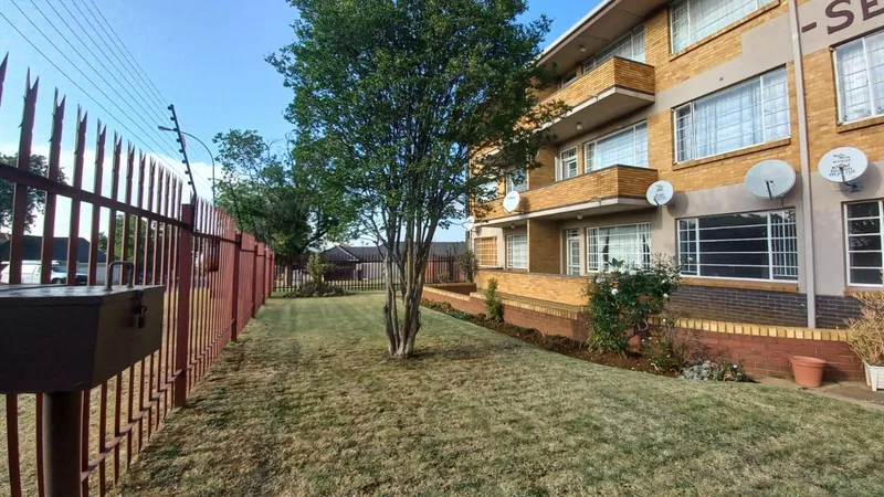 Apartment / flat to rent in Lambton