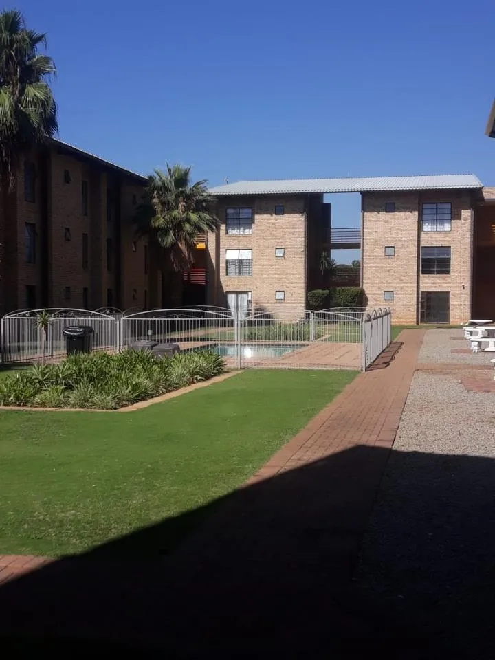 1 Bedroom Apartment / flat for sale in Kannoniers Park