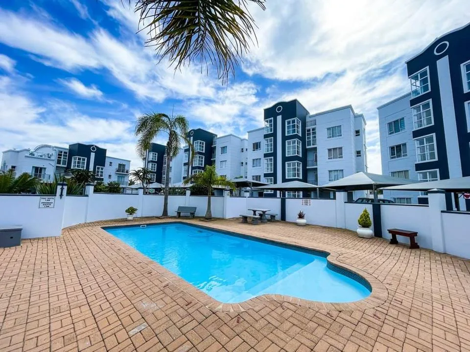 2 Bedroom Apartment / flat for sale in Reebok