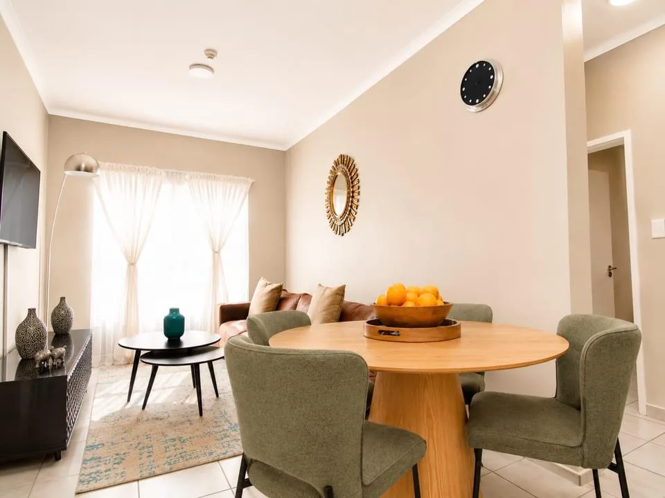 2 Bedroom Apartment / flat for sale in Parklands North