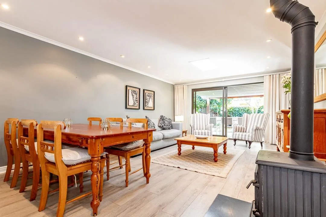 2 Bedroom Townhouse for sale in Plumstead