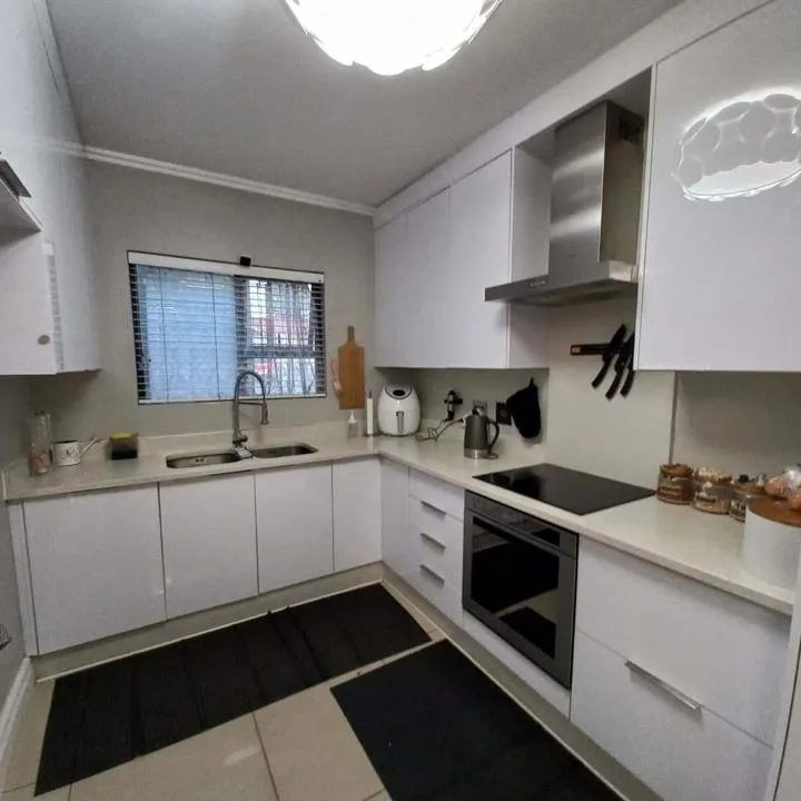 3 Bedroom House to rent in Bedfordview