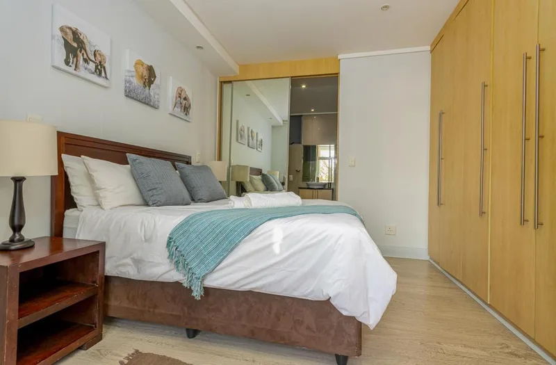 1 Bedroom Apartment / flat to rent in Sandton Central