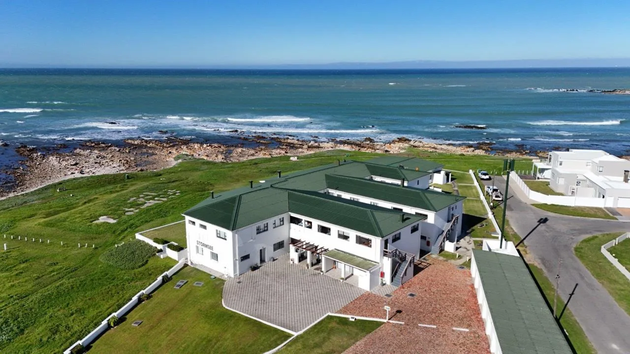 2 Bedroom Apartment / flat for sale in Agulhas