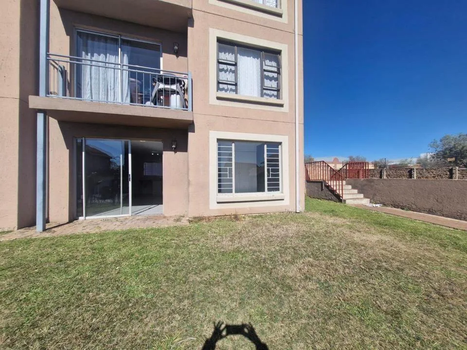 2 Bedroom Apartment / flat to rent in Danie Taljaard Park