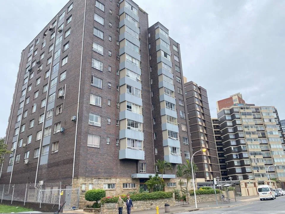 2.5 Bedroom Apartment / flat to rent in North Beach