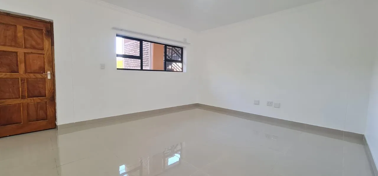 3 Bedroom Apartment / flat to rent in Morningside
