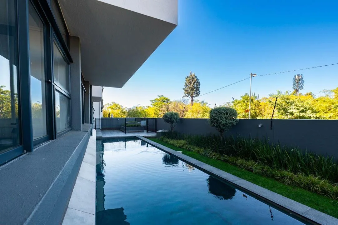 2 Bedroom Apartment / flat to rent in Bryanston