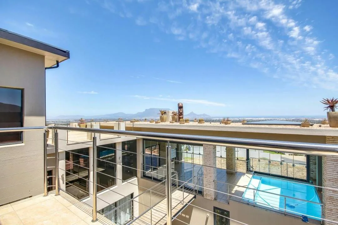 5 Bedroom House for sale in Baronetcy Estate