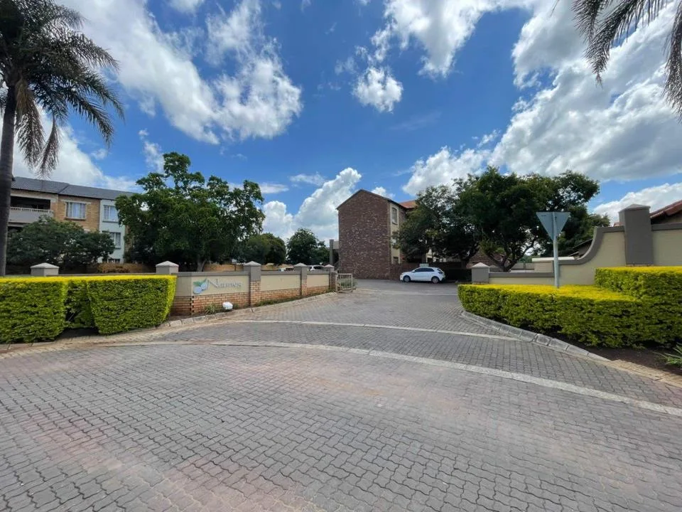 2 Bedroom Apartment / flat to rent in Monavoni