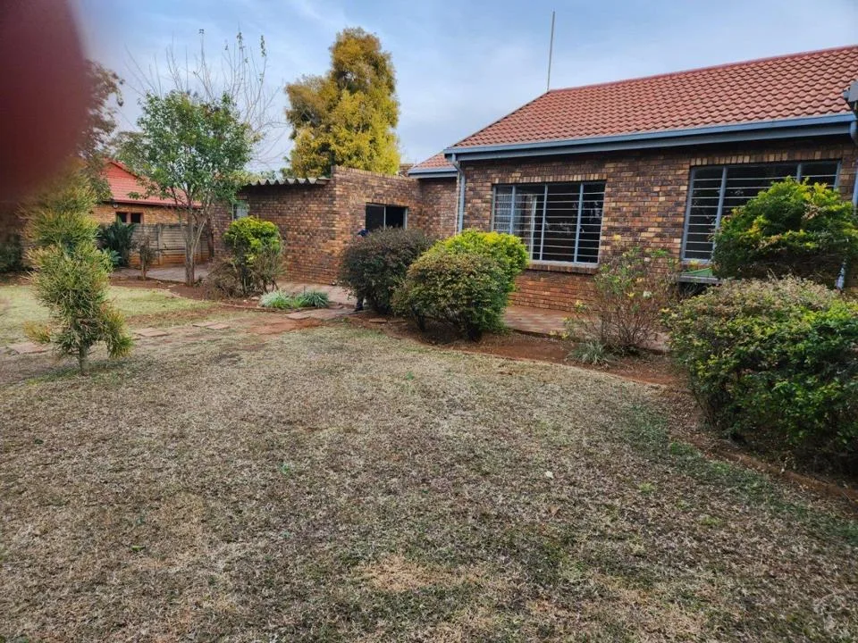 3 Bedroom House to rent in Amandasig