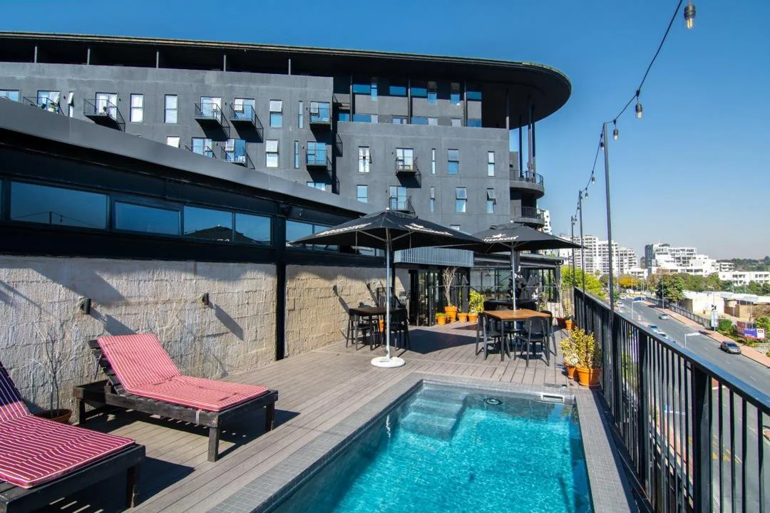 2 Bedroom Apartment / flat to rent in Sandton Central