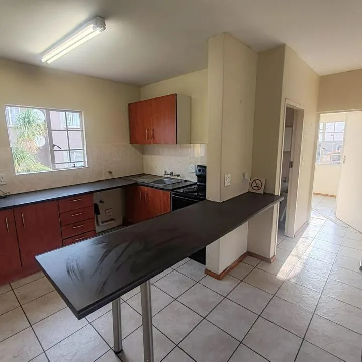 2 Bedroom Apartment / flat to rent in Die Hoewes