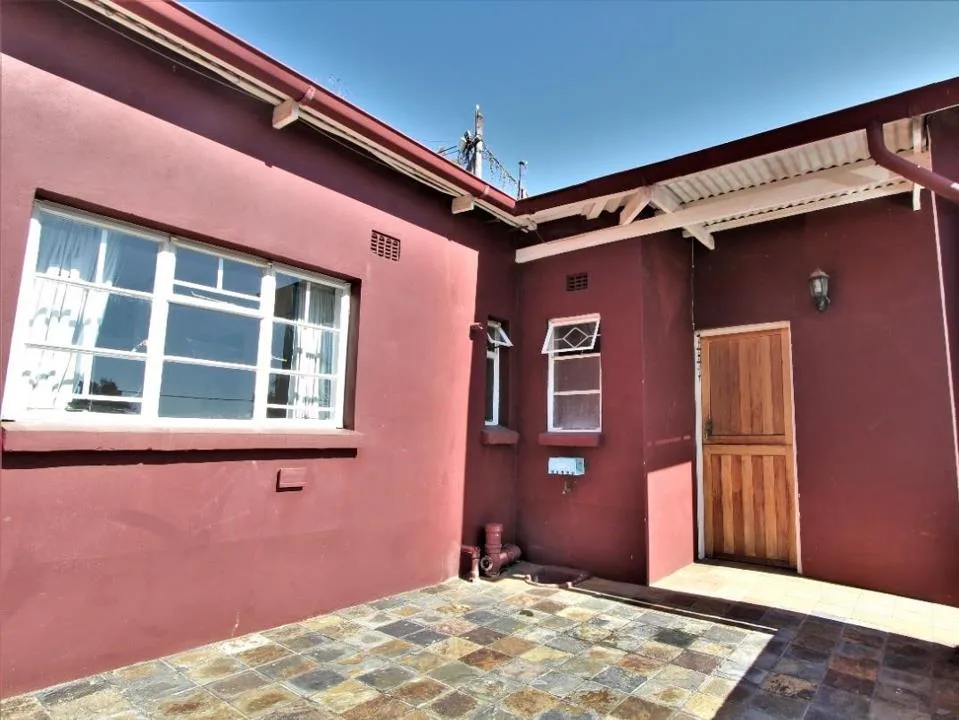 1 Bedroom Apartment / flat to rent in Westdene