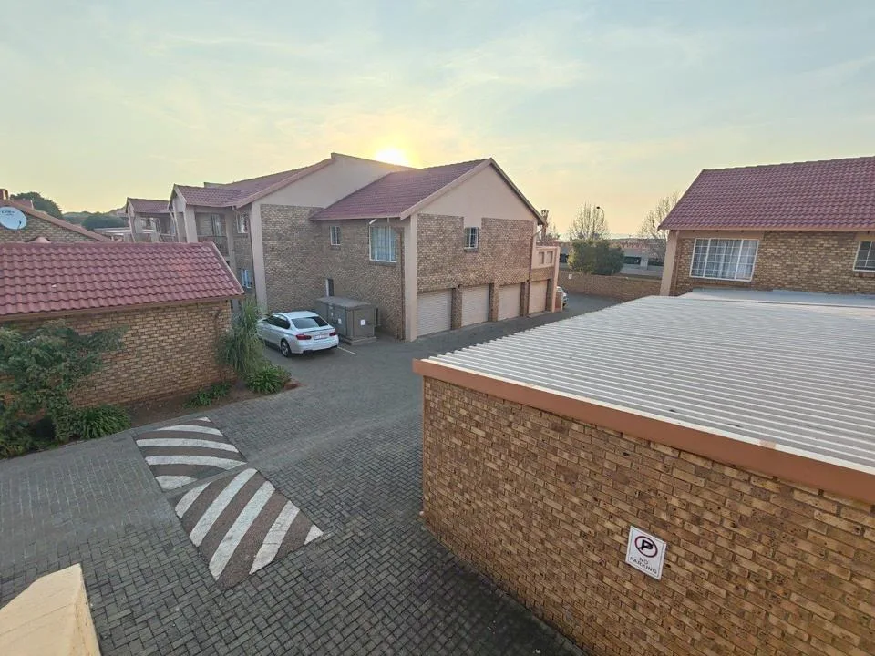 2 Bedroom House to rent in Amberfield
