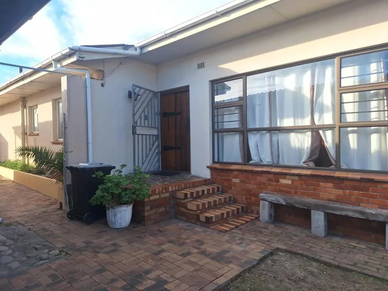 3 Bedroom House to rent in Fairfield Estate