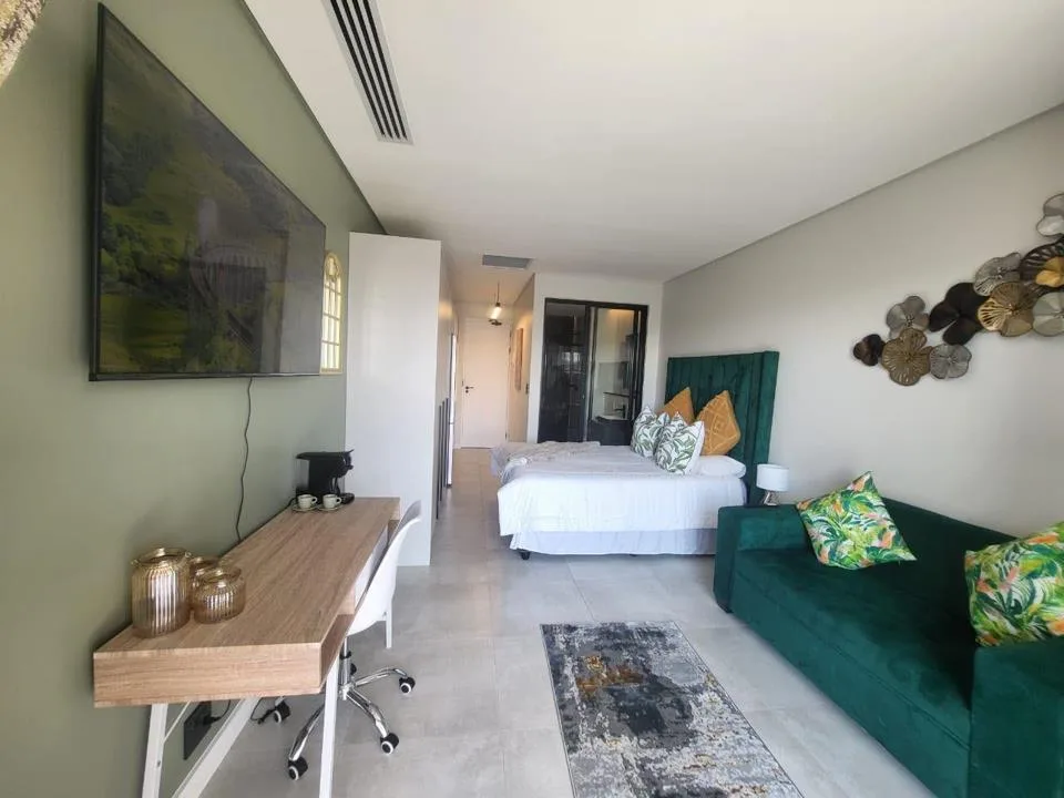 1 Bedroom Apartment / flat to rent in Waterfall