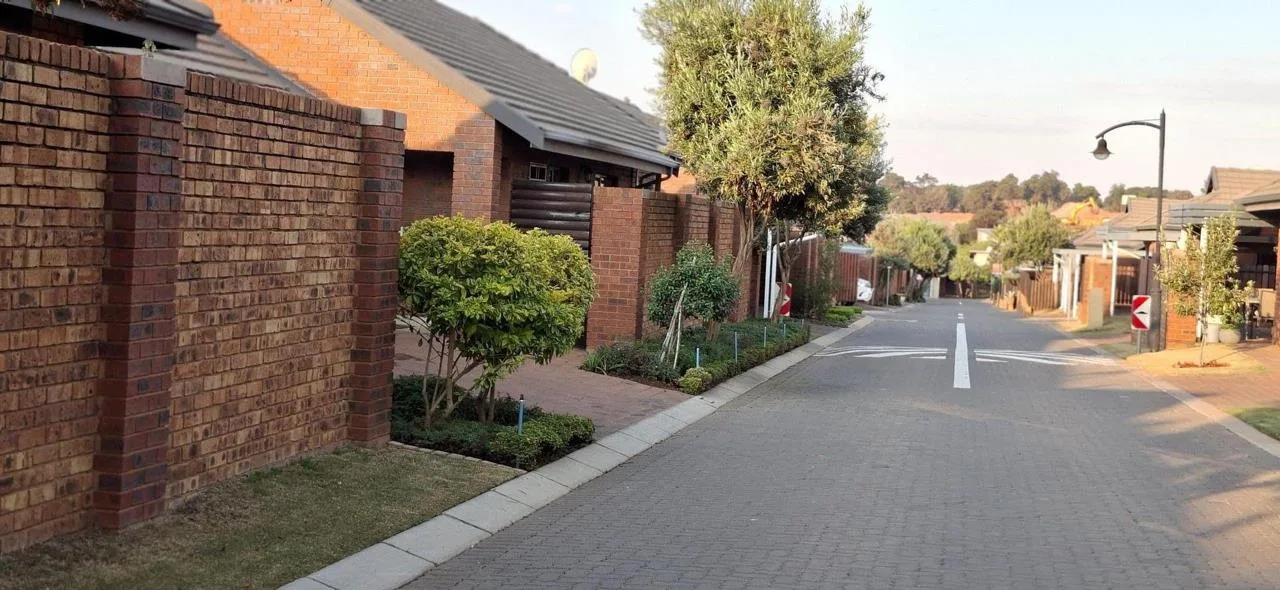 2 Bedroom House to rent in Olympus AH