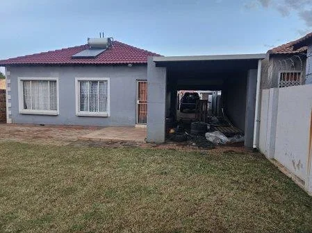 2 Bedroom House to rent in Clarina
