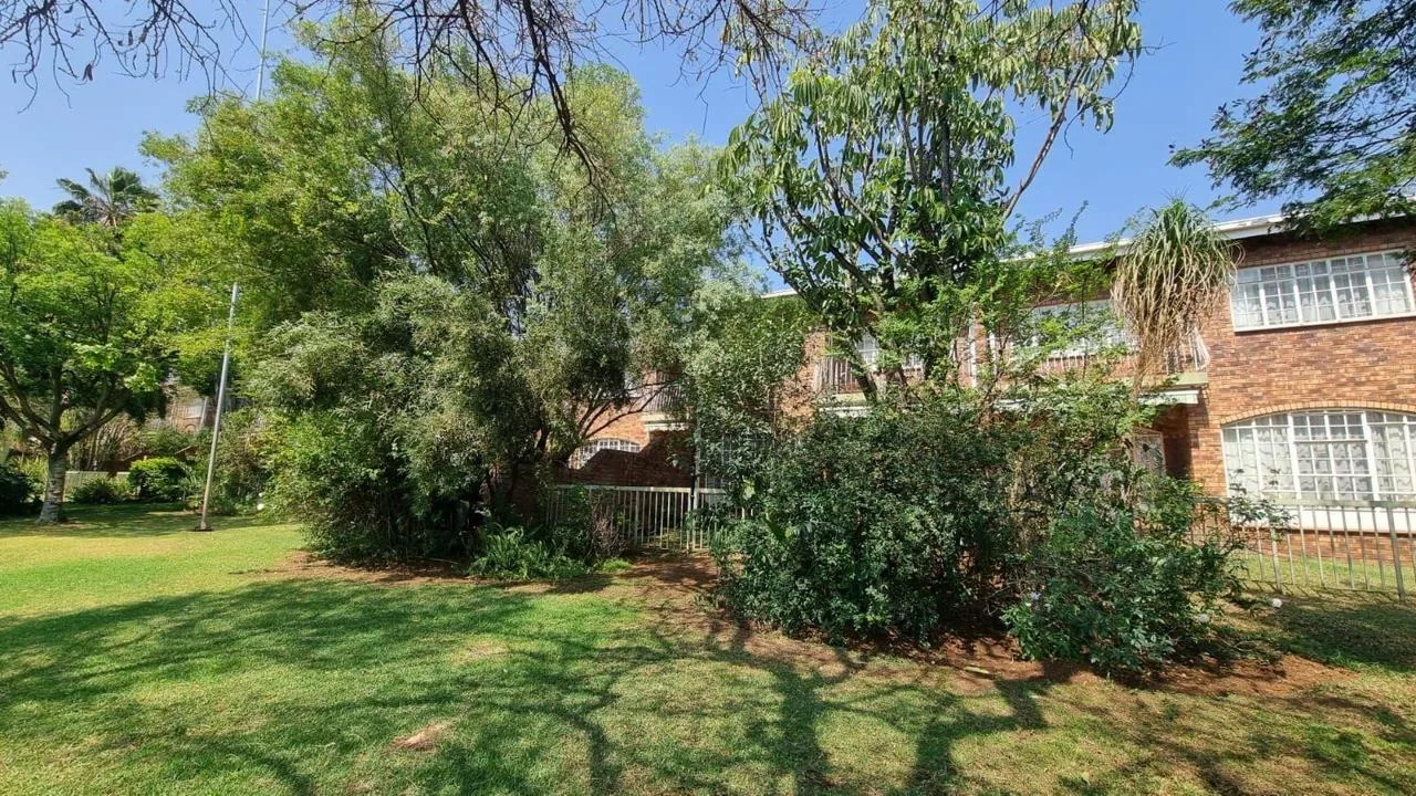 3 Bedroom Apartment / flat to rent in Sinoville