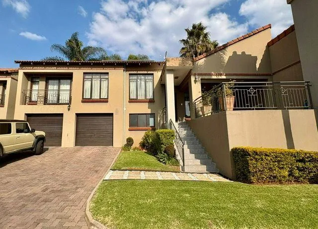 3 Bedroom Townhouse to rent in Moreleta Park