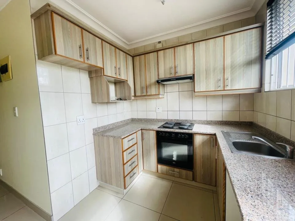2 Bedroom Apartment / flat to rent in Morningside