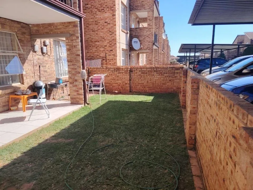 2 Bedroom Apartment / flat to rent in Honeydew