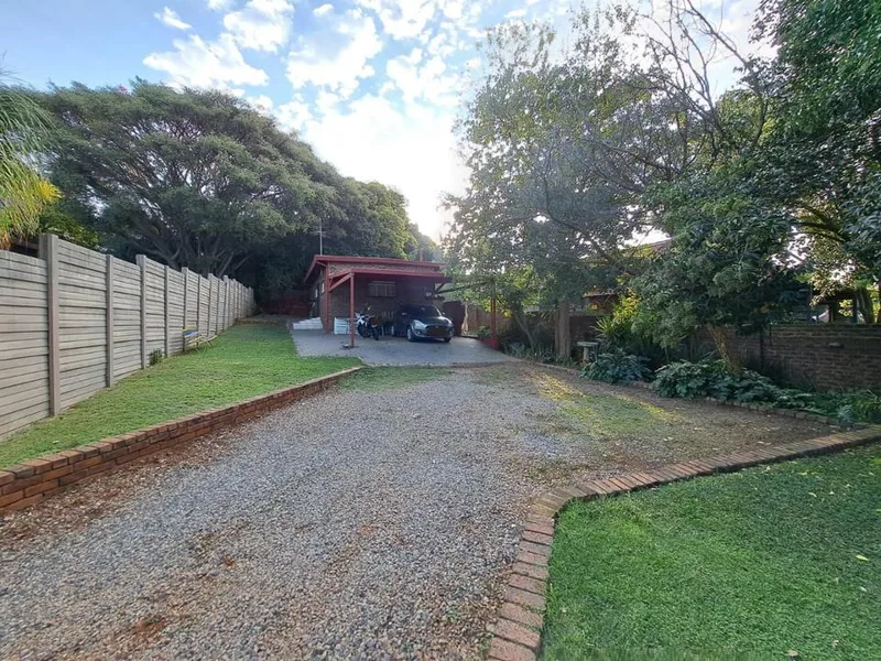 1 Bedroom House to rent in Waterkloof Ridge