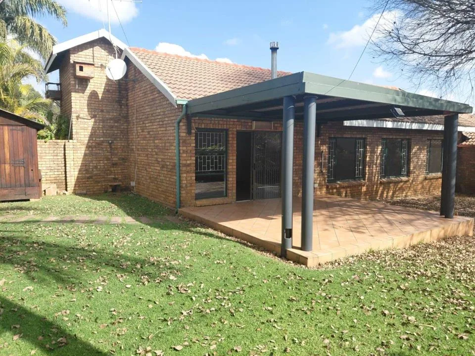 3 Bedroom House to rent in Garsfontein