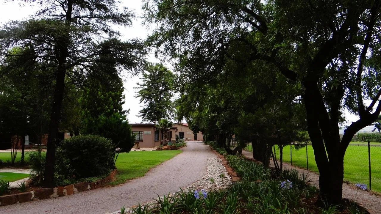 2 Bedroom Apartment / flat to rent in Wacht N Bietjies Kop