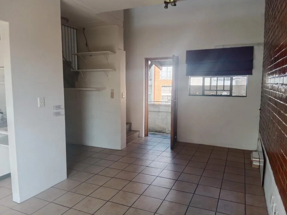 1 Bedroom Apartment / flat to rent in Houghton Estate