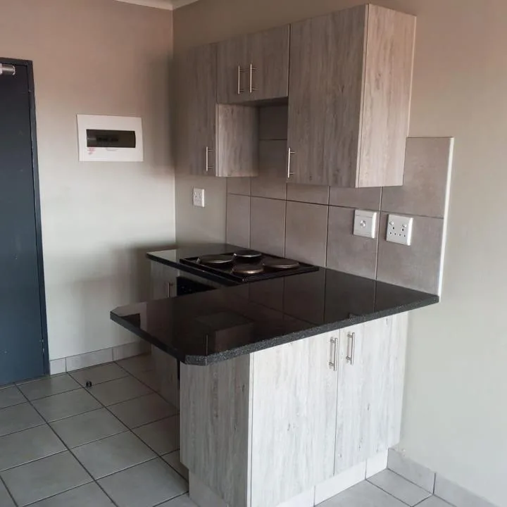 2 Bedroom Apartment / flat to rent in La Montagne