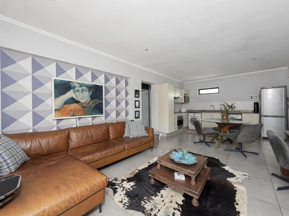 2 Bedroom Apartment / flat to rent in Bryanston