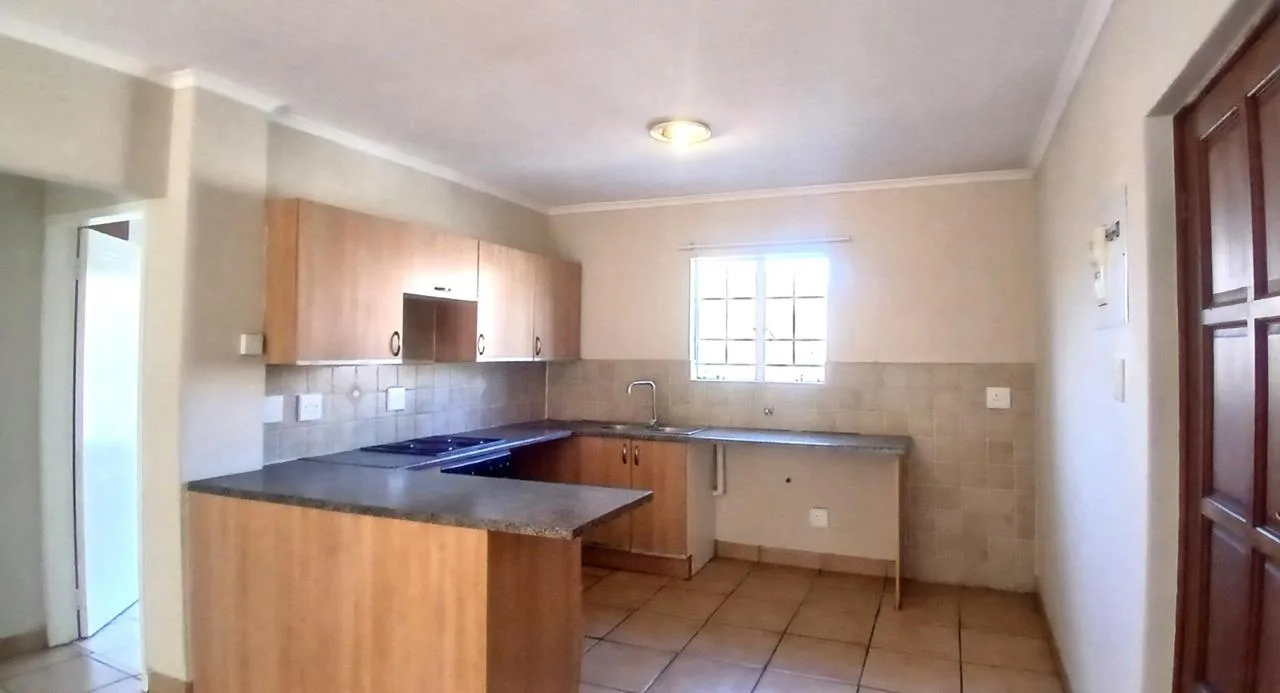 2 Bedroom Apartment / flat to rent in Castleview