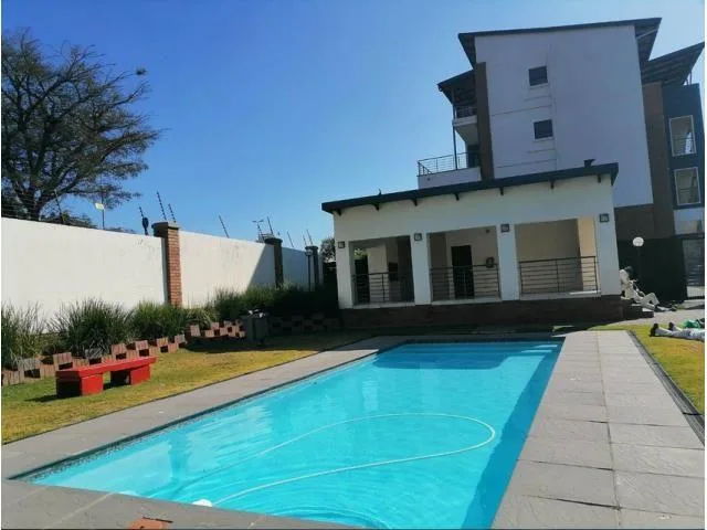 2 Bedroom Apartment / flat to rent in Greenstone Hill