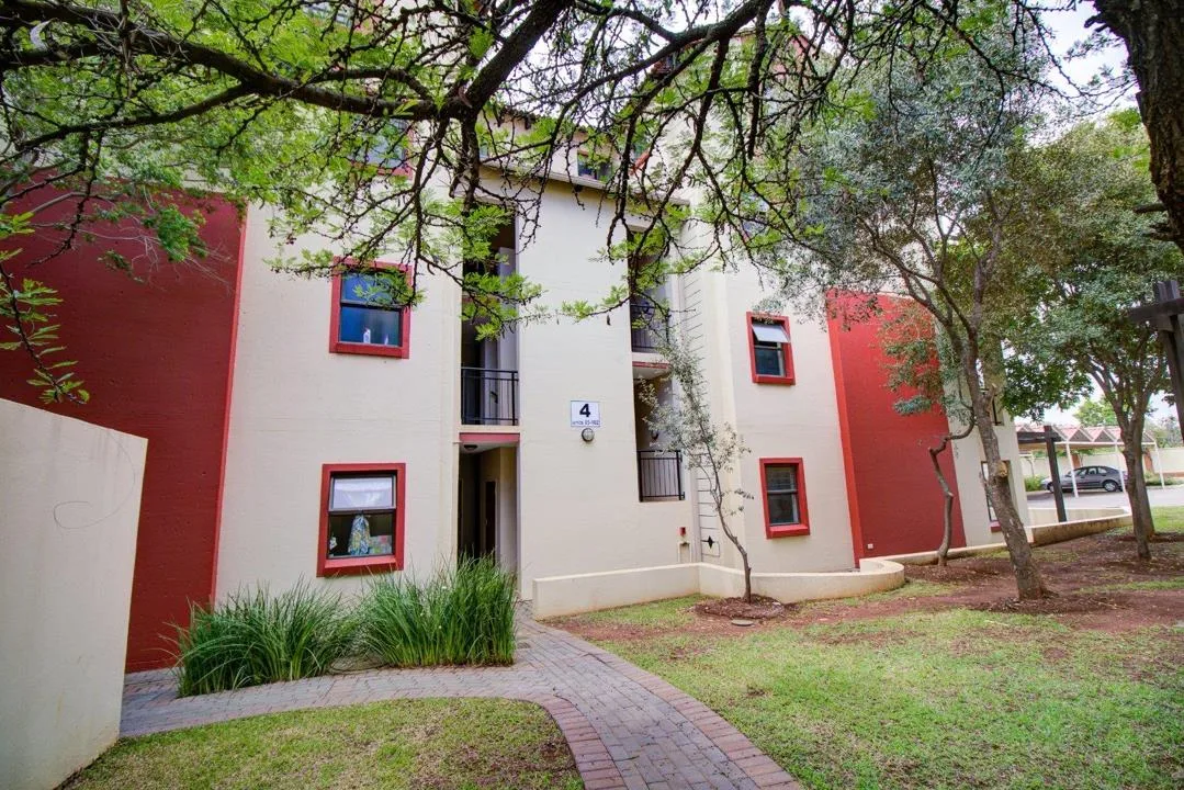 0.5 Bedroom Apartment / flat to rent in Oukraal Estate