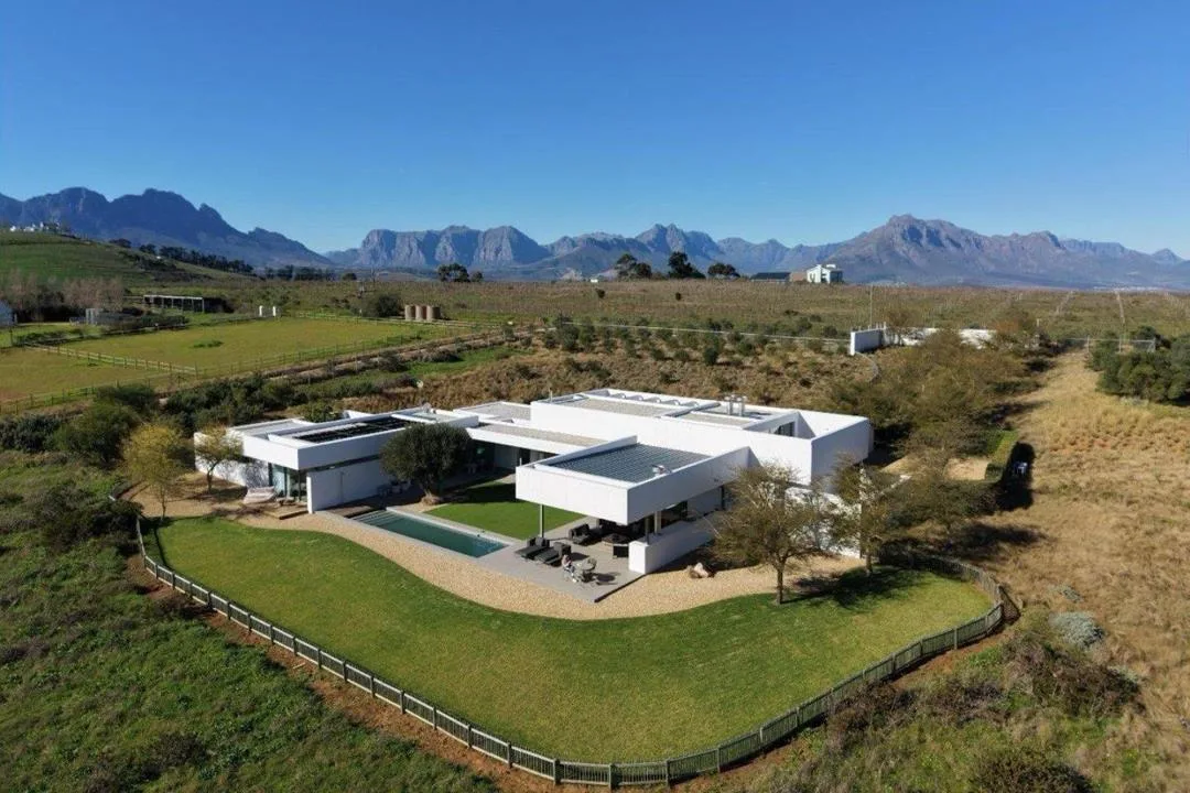 3 Bedroom House for sale in Stellenbosch Farms