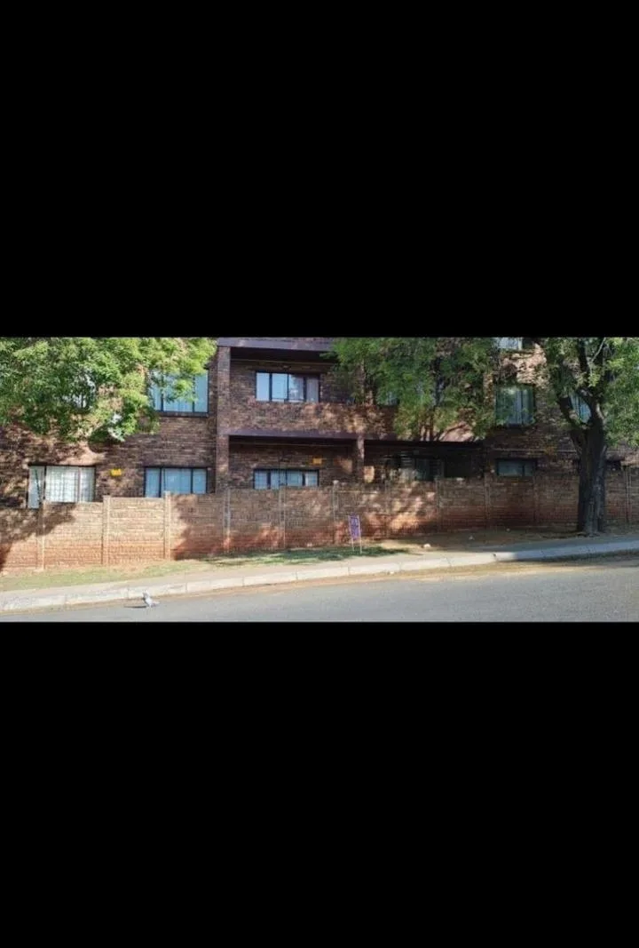 3 Bedroom Apartment / flat to rent in Alberton North