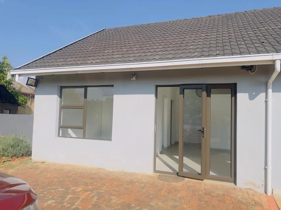 1 Bedroom House to rent in Weltevreden Park