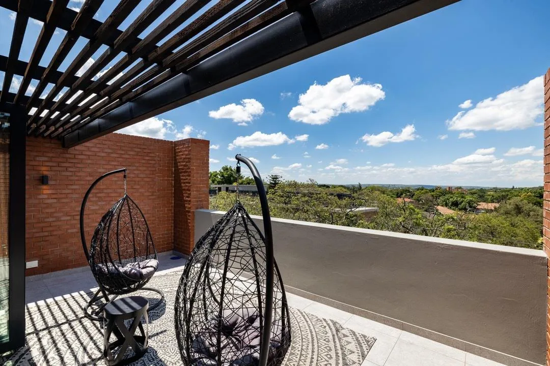 3 Bedroom Townhouse to rent in Brooklyn