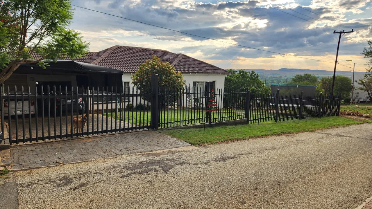 3 Bedroom House to rent in Vaaloewer