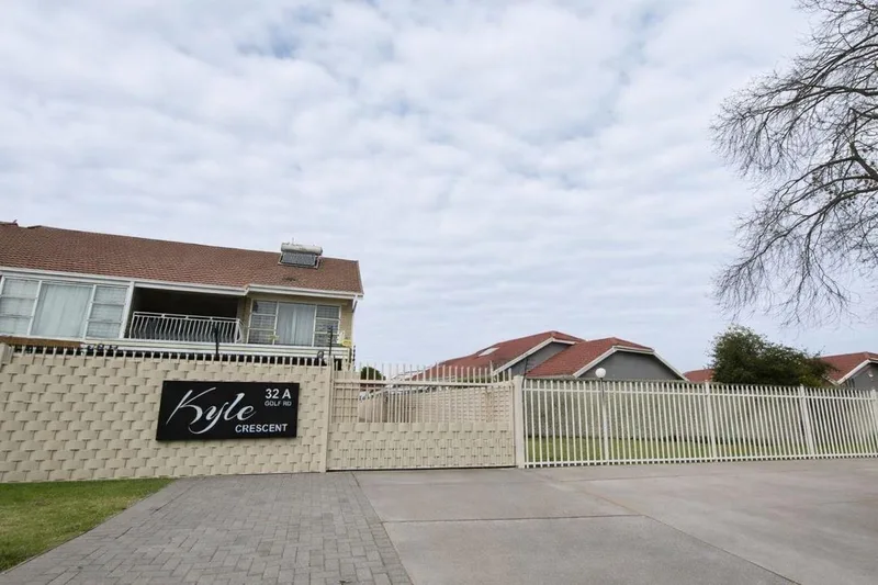 3 Bedroom Townhouse to rent in Three Rivers Proper