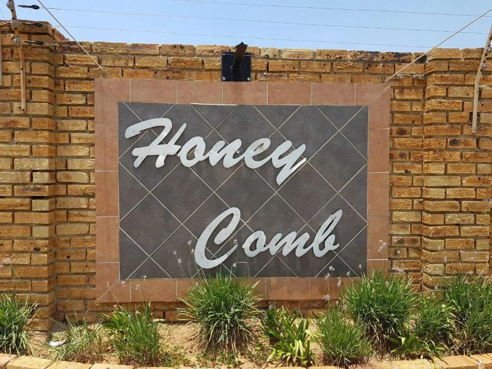 2 Bedroom Apartment / flat to rent in Honeypark