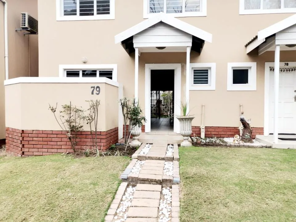 3 Bedroom Apartment / flat to rent in Mount Edgecombe North