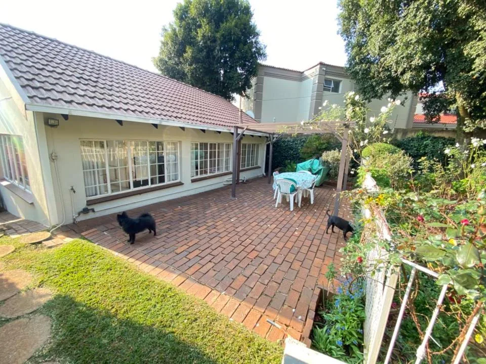 Apartment / flat to rent in Bedfordview